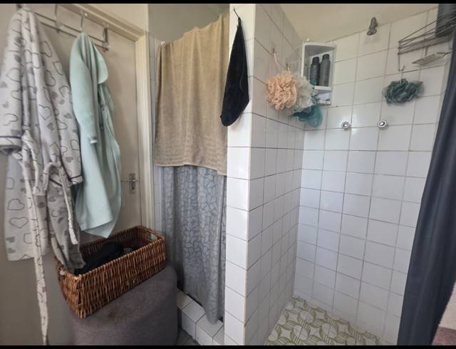 3 BEDROOM HOUSE FOR SALE IN VANDERBIJLPARK SE 6
